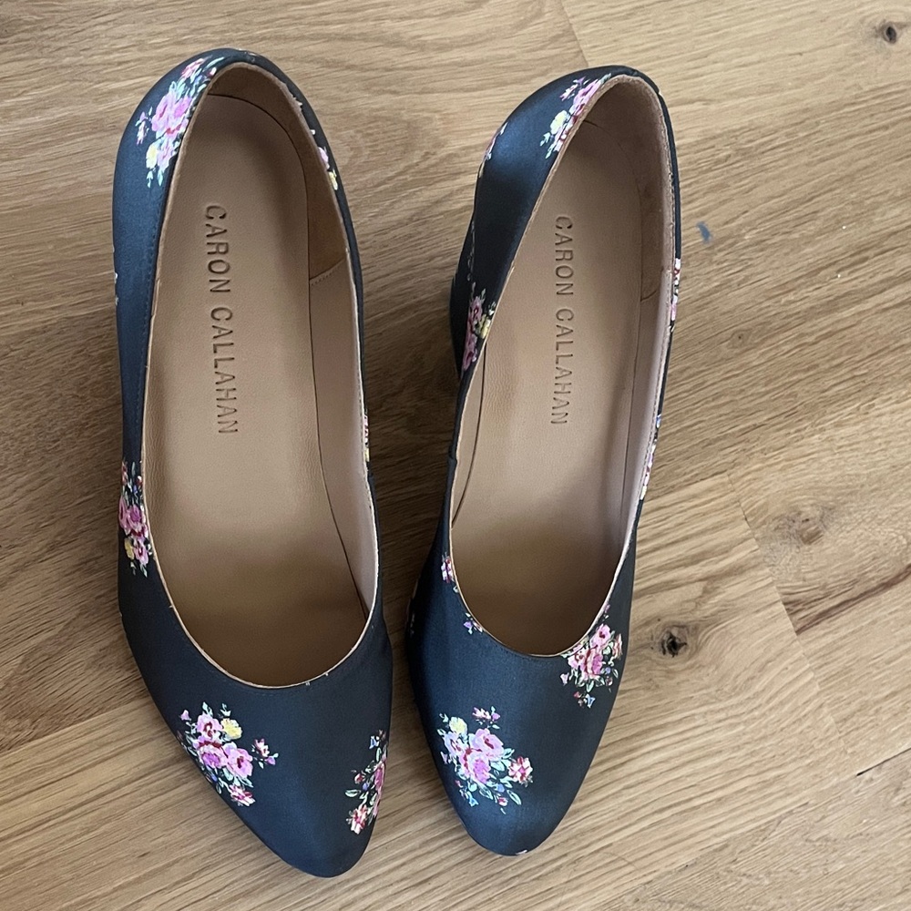 Caron Callahan Delphine Bouquet Pump
